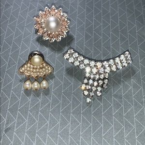 Vintage pins-set of 3